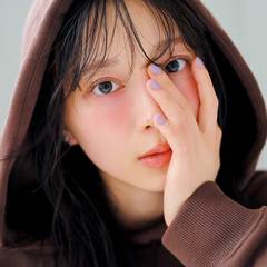 櫻坂46・森田ひかる「いつかギャルネイルもしてみたいな(笑)」るんちゃんの"推し"と同じカラー!? 最旬ネイルをご紹介