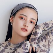 元気印の代表格･オレンジで【高見えメイク】が可能？！大峰ユリホが魅せる、オレンジ上品顔の正解がコチラ♡