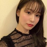 ひと塗りでもてリップ完成♡一目惚れ待ったなしのラメグロスをお試し【新田玲奈】