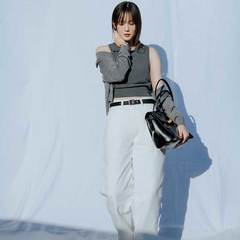 本田翼、白デニムを華麗に着こなし「バルーンでちょっとゆるっとするのが好き」余白にきゅん♡【大人カジュアルデニムコーデ】