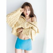 上西星来、腹筋のくぼみがセクシー!女でもまじまじ見ちゃう…【ケアの全貌】