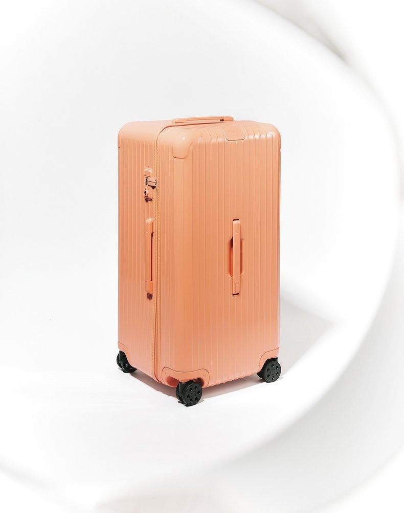 「夏のボーナスで買いたい」が詰まってる! 予算別・ar編集部おすすめアイテム10選 RIMOWA(リモワ) トランクプラス ¥226,600