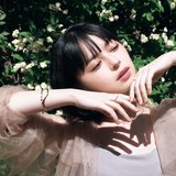 え、天使かな…？上國料萌衣、色っぽく【繊細アクセ】を身にまとう