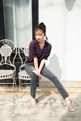 ゆるめコーデの引き締め役にも