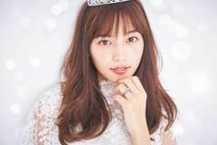 川口春奈の左手薬指に輝くリングに注目♡