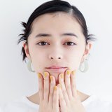 上國料萌衣、儚すぎて消えちゃいそう…♡可愛さが何倍にも盛れるシロップイエローLIP