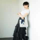 丸みのあるバストで彼を悩殺♡おっぱいを綺麗に見せるTシャツ選びの3ポイント