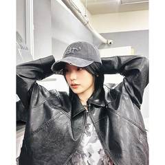 K-POPアイドルたちから学ぶ！頑張りすぎずでも洒落ている【クール系空港コーデ】6選