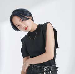 【ボブ】角度によって変幻自在♡オンリーワンのエボルブスブルー