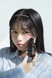 “おひなさま”こと長浜広奈がarwebに初登場♡「雨の日にいつもすることがあって…」ヘアケア事情、ご機嫌ヘアメソッドを公開！