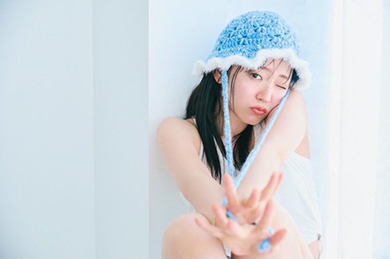 鈴木愛理。ar11月号より
