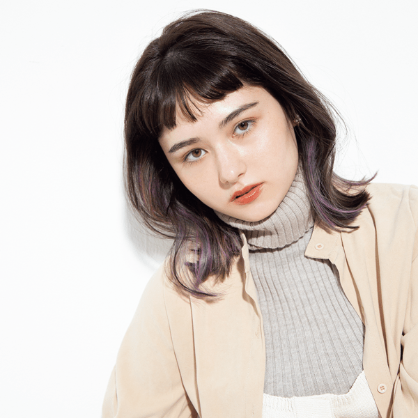 【派手≠奇抜⁉︎】  遊びゴコロ満点な大人仕様のハイライトヘアって？