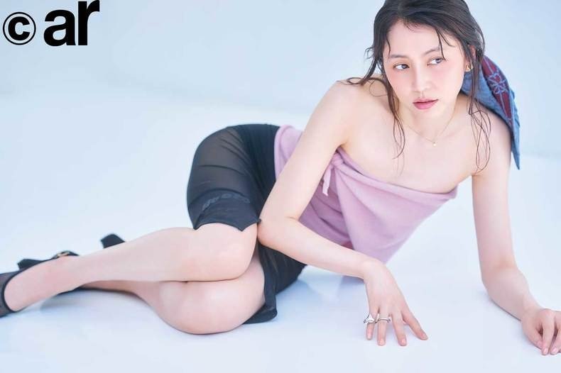 長澤まさみ。2025年ar11月号より。