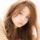 優しいうねりで香る自然体の色っぽさ