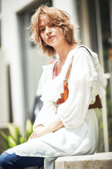 シルバーバイオレットの 刺激的な色気をまとって 恋の罠にハメちゃうよ♥