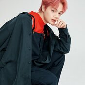JO1・鶴房汐恩がついアツくなってしまう推しとは?HOTな質問からアルバム『KIZUNA』のオススメ曲まで深掘りインタビュー♡