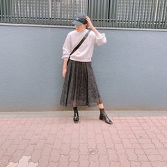 使えすぎる【GU】の黒レーススカート！　カジュアルにもフェミニンにも♡　