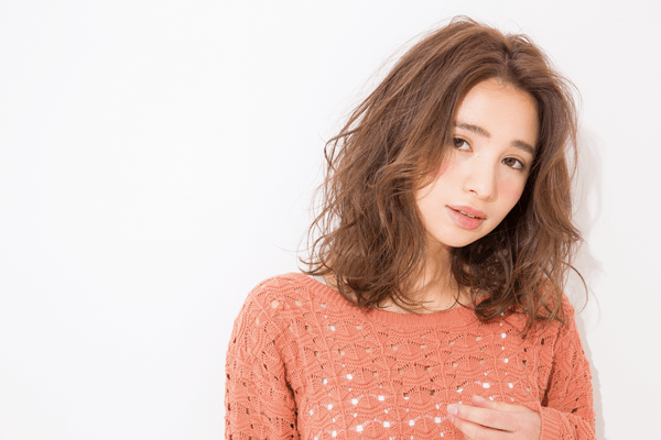 触れたくてうずうず… ドライでハッピー感漂うミディ