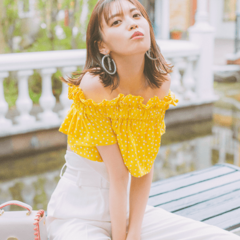 華奢な肩って女の子って感じ♡　彼の「守ってあげなきゃ」精神を駆り立てる最強モテ服はこれ！