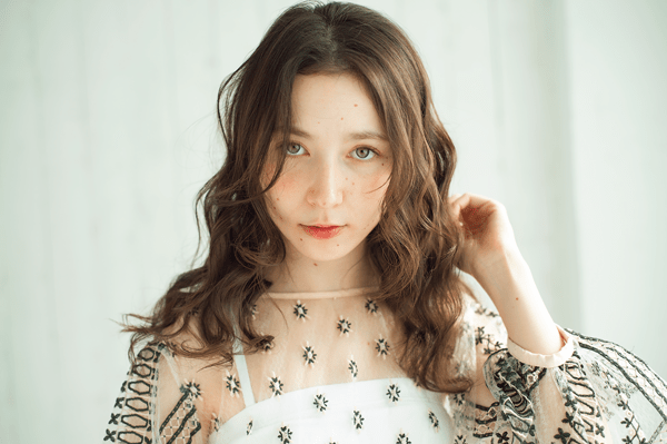 透明感カラーなんて当たり前 もっと彼をドキッとさせたいならあれを仕込まなきゃ Arweb アールウェブ