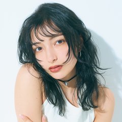 【ミディアム】たっぷりレイヤーで色気充満ヘアに♡