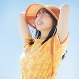 みんなの視線を独り占め♡齊藤京子が着こなすポップなTシャツコーデ＆ヘアアレンジ４選