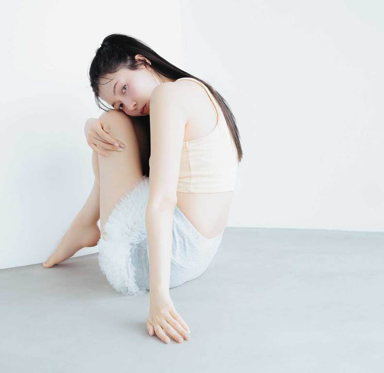 八木アリサ。ar7月号より