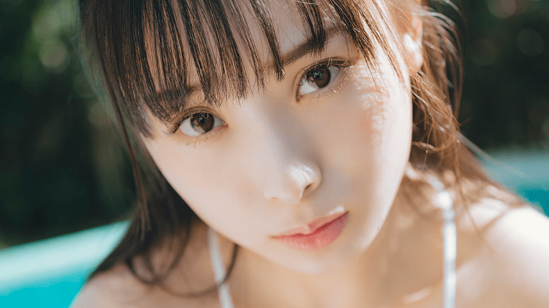 【限定オフショットあり】NMB48梅山恋和、初写真集で初水着解禁♡　あどけない色っぽさを披露