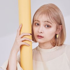 【ボブ】上品な大人っぽさが際立つ透明感ペールブロンド