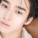 藤岡弘、の息子が「イケメンすぎる！！！」と話題。妹から『シャキッとしなよ！』と言われたエピソードから恋愛観まで語る