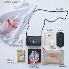 佐藤栞里は「ネタ帳」を持ち歩く!? ちょっと意外なカバンの中身を公開♡