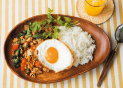 切って炒めただけなのに♡ 手が込んで見える絶賛ガパオライス【天野っちの今日のごはん】