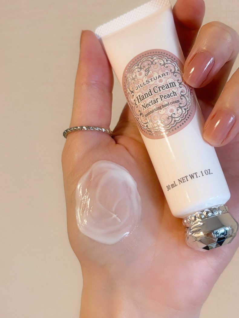 ジルスチュアート ネクターピーチ ハンドクリーム 30g ￥1,540 （新商品）