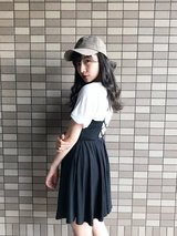 ハズしのキャップでカジュアルに