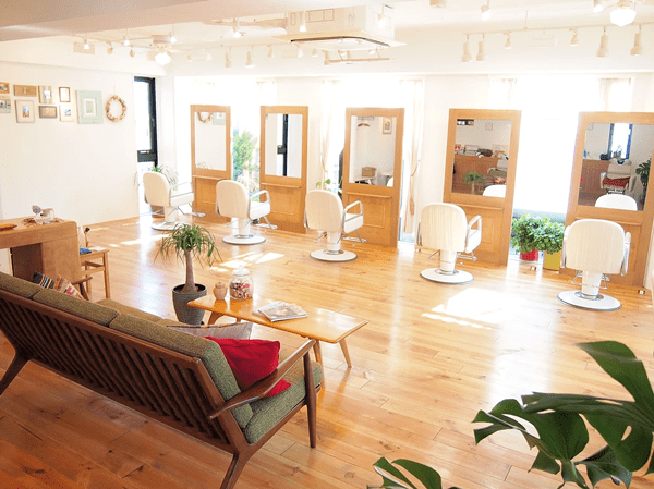 【表参道 美容室MELLOW】ゆったりとした空間がヘアにもココロにも潤いをチャージ！