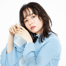 【ミディアム】髪が多くて広がる人は…レイヤーでメリハリを!