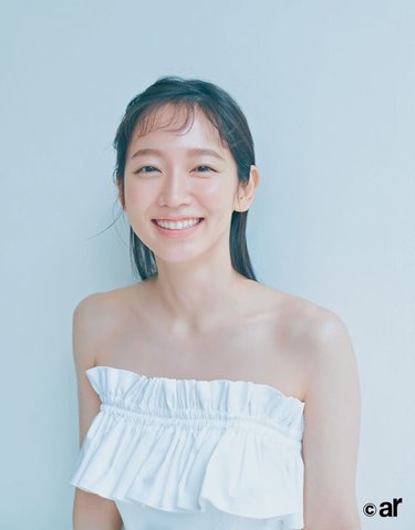 吉岡里帆 完全にデレちゃいますね デレ感を見た目から表現するなら Ar アール Web