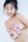 休井美郷写真集・先行カット