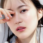 生田絵梨花、こんなお顔で見つめられたら…♡ 接近ショットで圧倒的美を放つ!