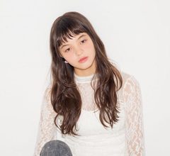 リラクシーなのにどこかドラマティック！　誰もが惚れ惚れロング