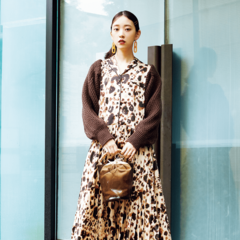 使いやすい色NO.1のブーム到来！　重たく見せないこなれたブラウンコーデの着こなし方とは