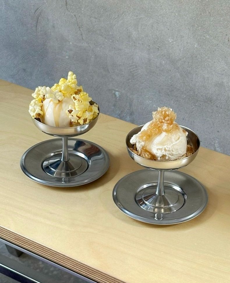 韓国・ソウルカフェおすすめ⑪어글라스오브（A GLASS OF）