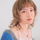 【ミディアム】あえてのくすませベージュでおしゃれ感をMAXに