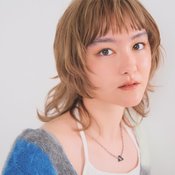 【ミディアム】あえてのくすませベージュでおしゃれ感をMAXに