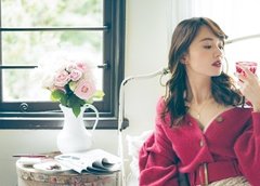 「私に赤はハードルが高い…」トレンドカラーを優しく着るコツ教えます