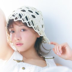 真っ白アイテムに身を包んだらお顔もアプデ♡【真っ白コーデを映えさせるメイクmethod】をご紹介