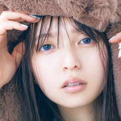 齋藤飛鳥、ar初カバーでピュアな魅力を放つ！彼女の気になる最新プロフィールからカバー撮影で感じたことまでをお届け♡