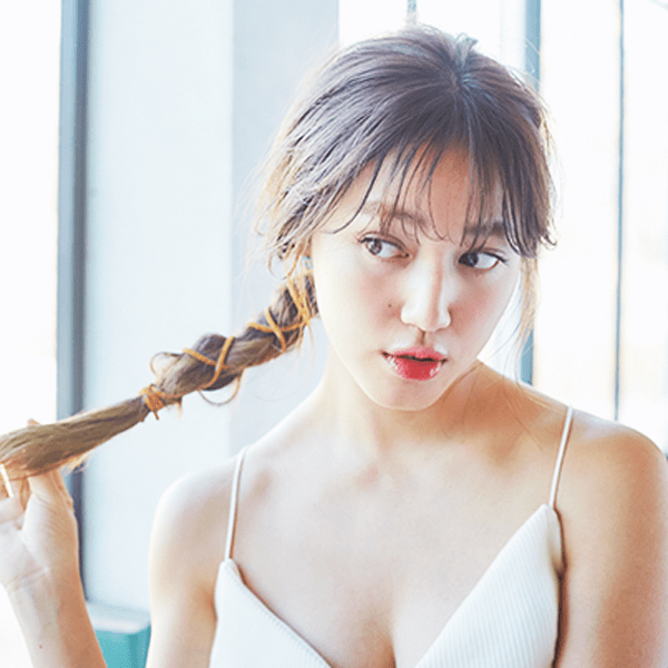 おしゃれ女子が大注目!?“紐”を使ったアレンジが嫉妬しちゃうほど可愛いってウワサ♡