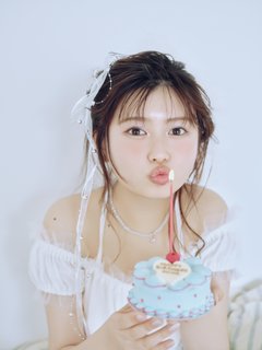 【祝♡18歳】”おひなさま”長浜広奈、なりたい女性像は？「ちょっとクールでかっこよくて、自然体な魅力のある人」憧れの芸能人も♡