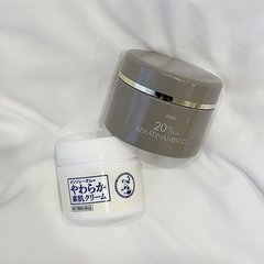 かかとのガサガサどうにかしたい！原因と治し方を皮膚科医に聞いてみた。おすすめクリームを実際に試したビフォーアフターもご紹介